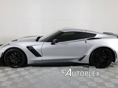 Used 2017 Chevrolet Corvette Z06 image 8