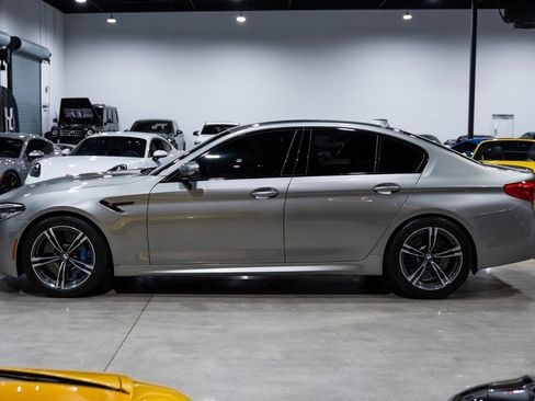 Used 2019 BMW M5 w/ Executive Package image 3