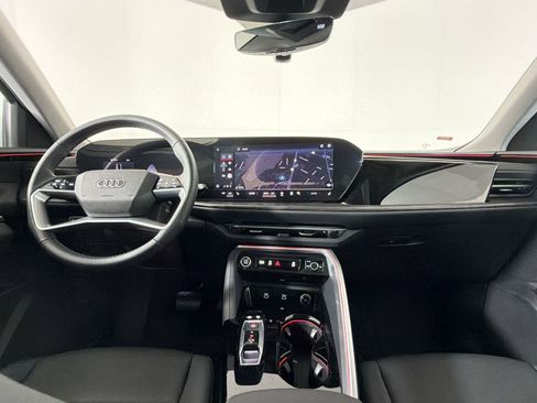 Certified 2025 Audi Q5 Premium w/ Convenience Package AWD/4WD image 15