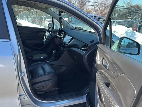 Used 2018 Buick Encore Essence AWD/4WD image 24