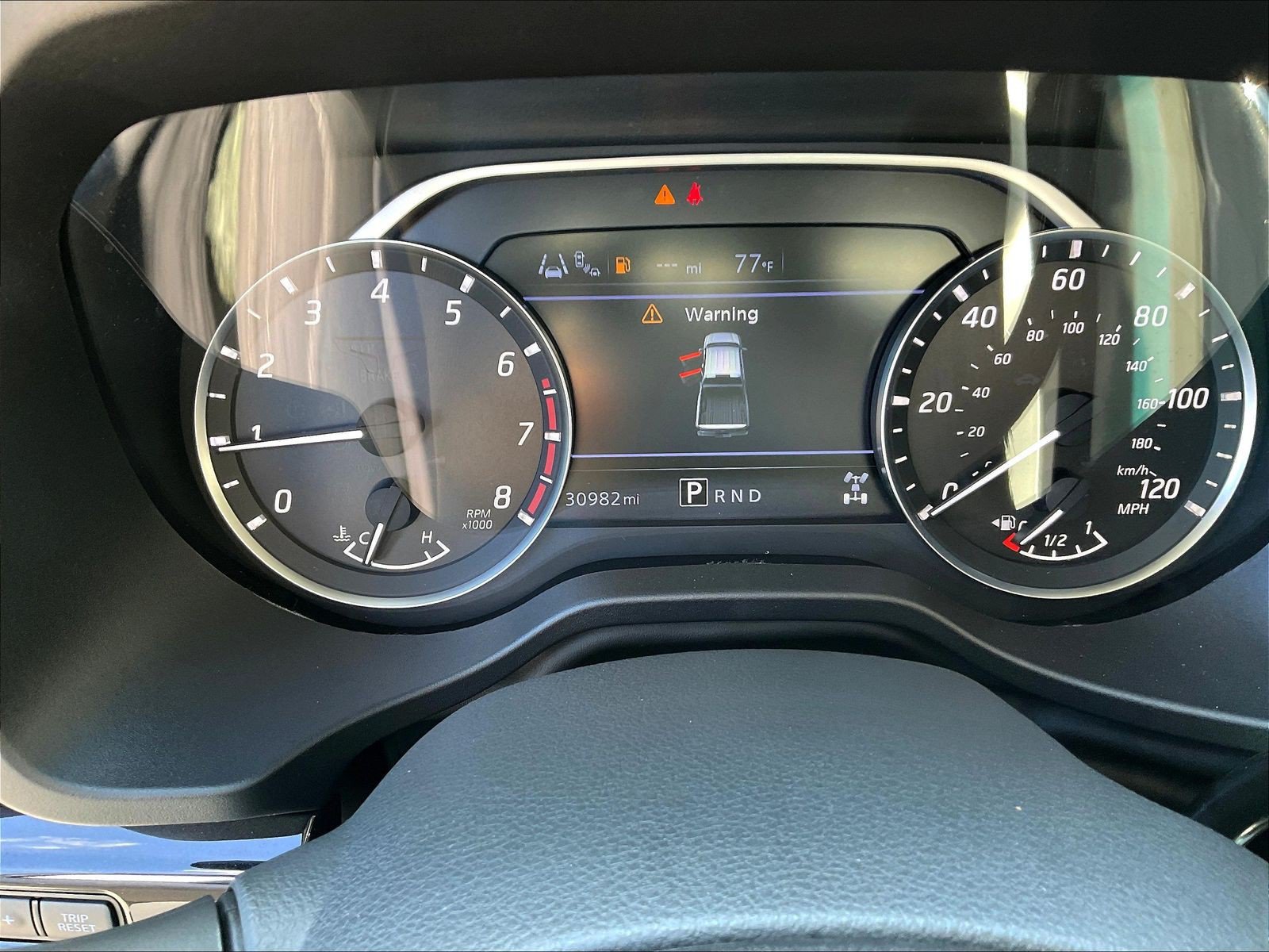 Certified 2024 Nissan Titan SV w/ SV Convenience Package AWD/4WD image 16