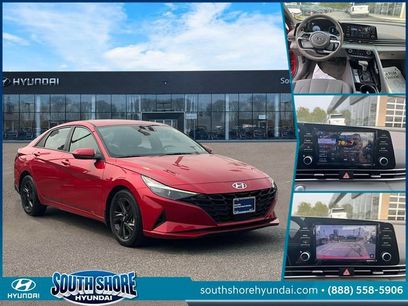 Certified 2022 Hyundai Elantra SEL w/ Convenience Package