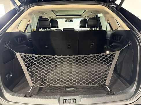 Used 2019 Ford Edge Titanium w/ Equipment Group 301A AWD/4WD image 31