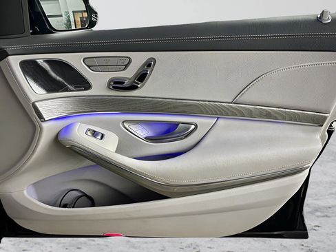Used 2015 Mercedes-Benz S 550 S 550 image 36