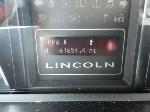 Used 2013 Lincoln Navigator L 4WD w/ HD Trailer Tow Pkg image 21