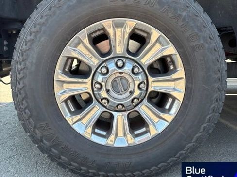 Used 2019 Ford F250 XLT w/ XLT Premium Package AWD/4WD image 18