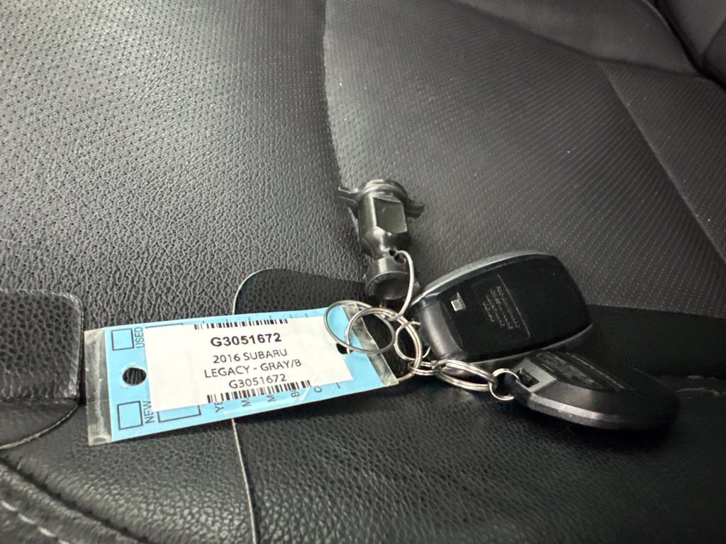Used 2016 Subaru Legacy 2.5i Limited AWD/4WD image 42