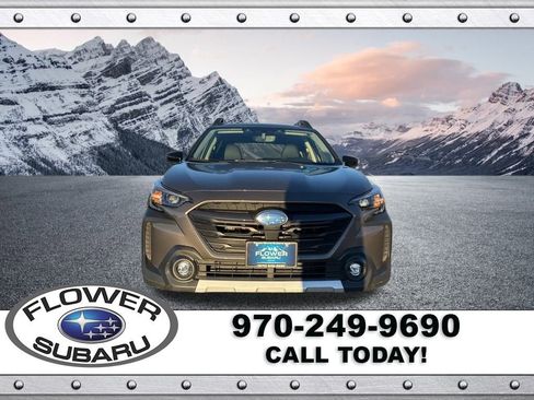 Used 2023 Subaru Outback Limited image 2