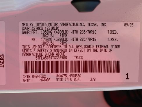 New 2026 Toyota Tundra SR5 image 32