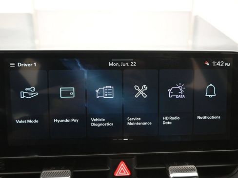 Used 2025 Hyundai Ioniq 5 SE RWD image 12