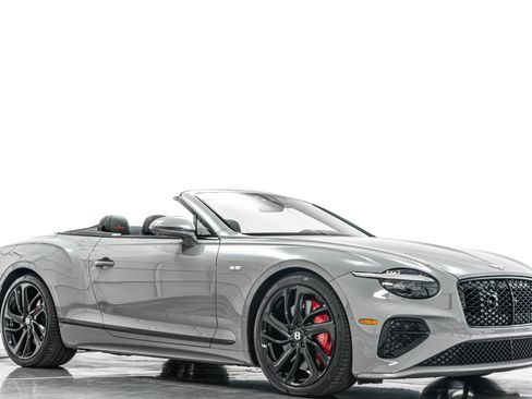 Used 2025 Bentley Continental GT Speed AWD/4WD image 37