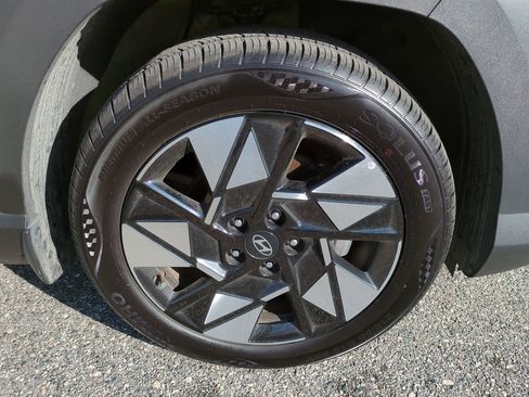 Certified 2024 Hyundai Kona SEL w/ Convenience Package image 11