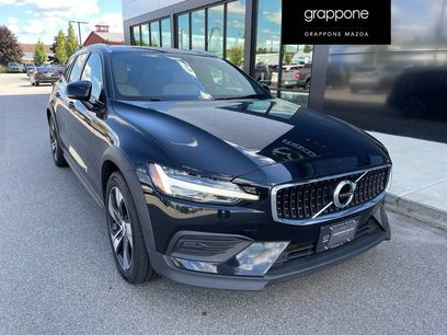 Used 2020 Volvo V60 T5 Cross Country w/ Protection Package Premier