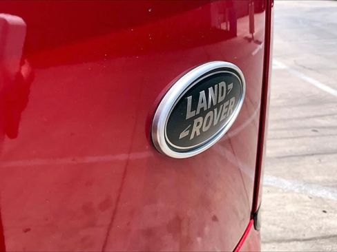 Used 2020 Land Rover Range Rover Velar S AWD/4WD image 10