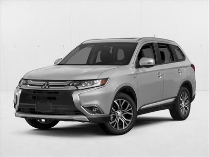Used 2017 Mitsubishi Outlander SE