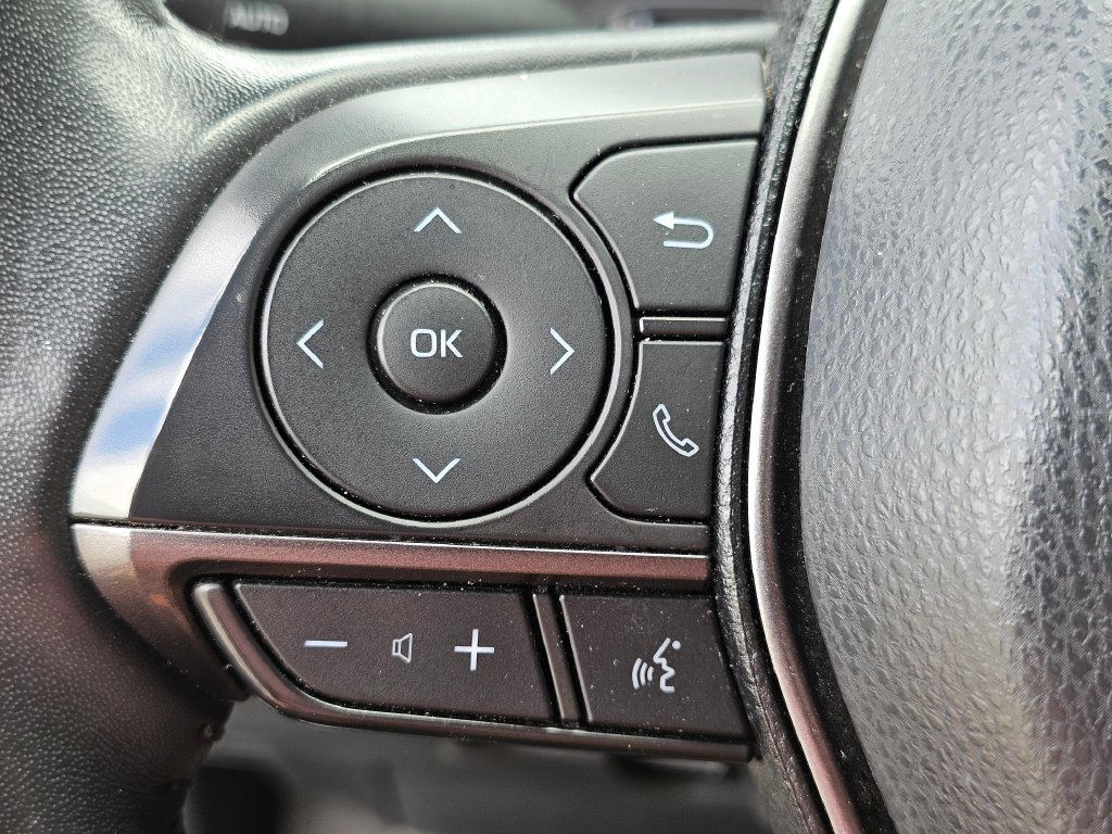 Used 2024 Toyota Camry SE FWD image 17