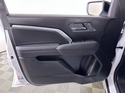 Used 2023 Chevrolet Colorado Z71 w/ Z71 Convenience Package 2 image 59