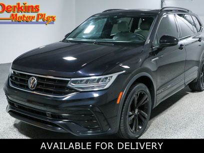 Used 2023 Volkswagen Tiguan SE R-Line