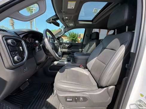 Used 2021 Chevrolet Silverado 1500 LTZ w/ LTZ Premium Package RWD image 13