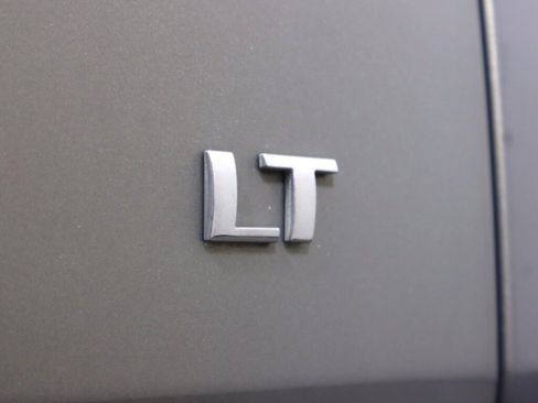 Used 2018 Chevrolet Traverse LT AWD/4WD image 36