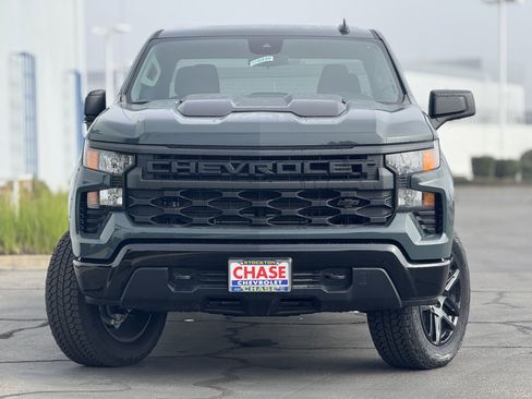 New 2026 Chevrolet Silverado 1500 Custom Trail Boss w/ Turbomax Blackout Package image 2