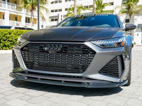 Used 2025 Audi RS 6 performance image 43