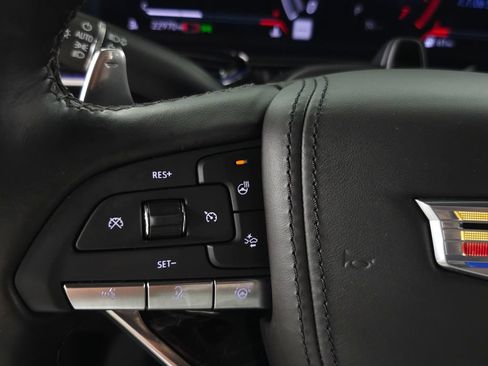 Used 2023 Cadillac Escalade ESV V AWD/4WD image 23