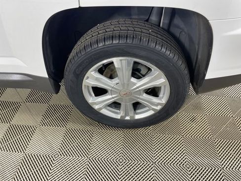 Used 2017 GMC Terrain SLT image 20