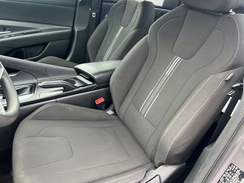 Used 2024 Hyundai Elantra SEL image 10