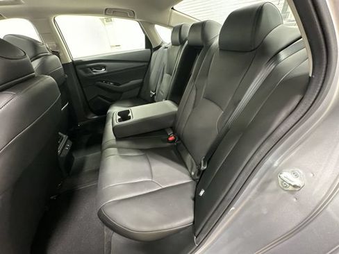 Used 2025 Honda Accord Touring image 14