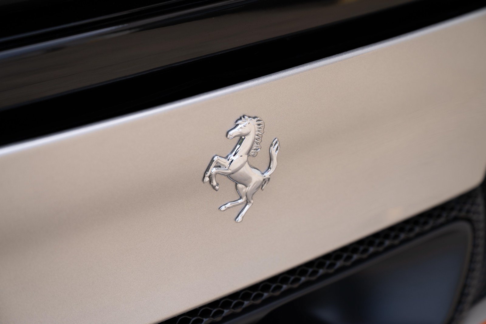 Used 2025 Ferrari 296 GTS RWD image 22