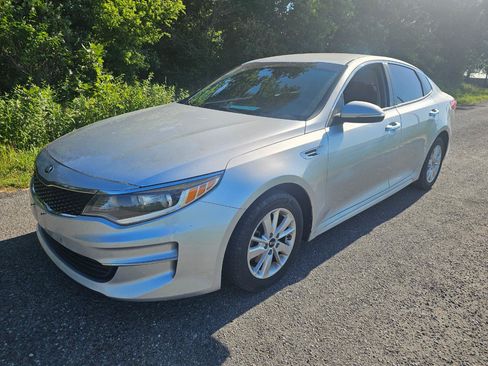 Used 2016 Kia Optima LX FWD image 4