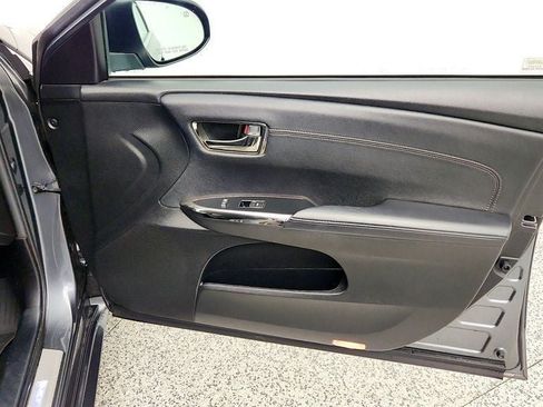 Used 2016 Toyota Avalon XLE Plus FWD image 24