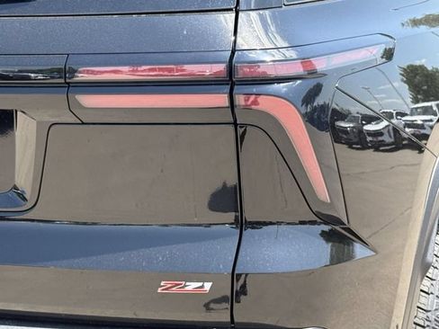 New 2026 Chevrolet Traverse Z71 w/ Enhanced Driving Package AWD/4WD image 8