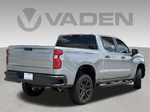 Used 2026 Chevrolet Silverado 1500 Custom Trail Boss AWD/4WD image 9