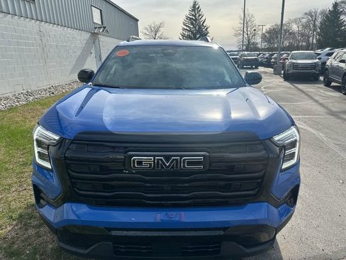 New 2026 GMC Terrain Elevation w/ Elevation Premium Package AWD/4WD image 8
