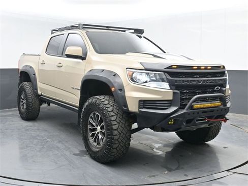 Used 2021 Chevrolet Colorado ZR2 image 2