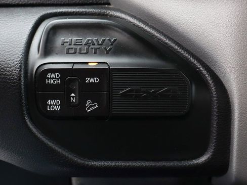 Used 2024 RAM 2500 Big Horn w/ Off Road Package image 32