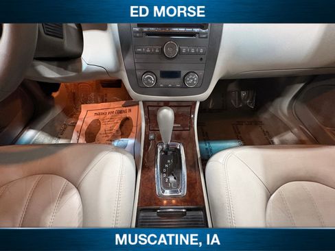 Used 2011 Buick Lucerne CXL w/ Driver Confidence Package image 11