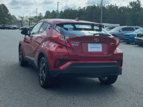Used 2022 Toyota C-HR Limited FWD image 7