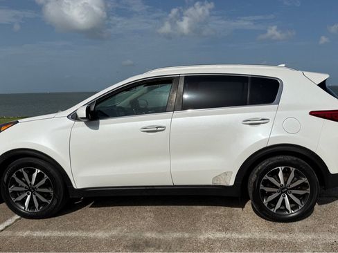 Used 2017 Kia Sportage EX FWD image 8
