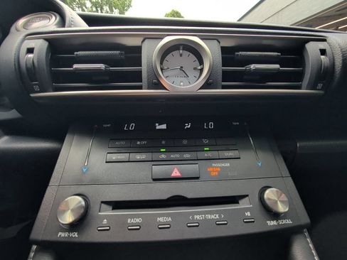Used 2016 Lexus RC 350 RWD image 22