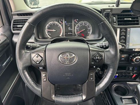Used 2023 Toyota 4Runner TRD Off-Road Premium w/ Off Road Premium Plus Package AWD/4WD image 9