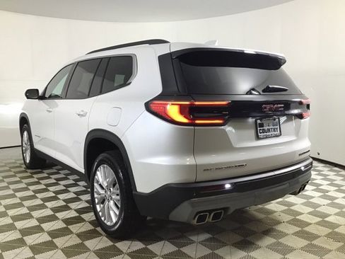 Used 2024 GMC Acadia Elevation w/ Luxury Package image 5