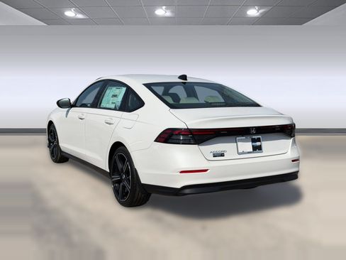 New 2026 Honda Accord SE image 3