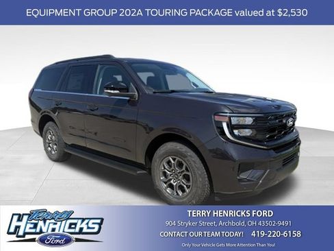 New 2027 Ford Expedition Active AWD/4WD image 1