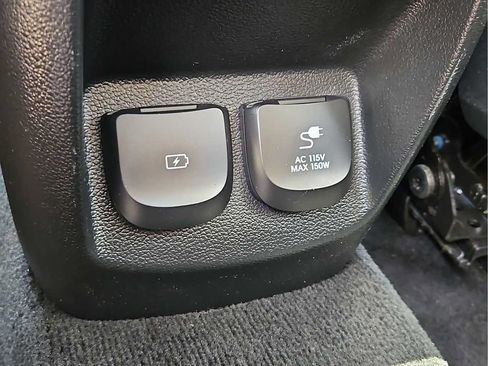 Used 2024 Genesis GV80 3.5T Advanced AWD/4WD image 34