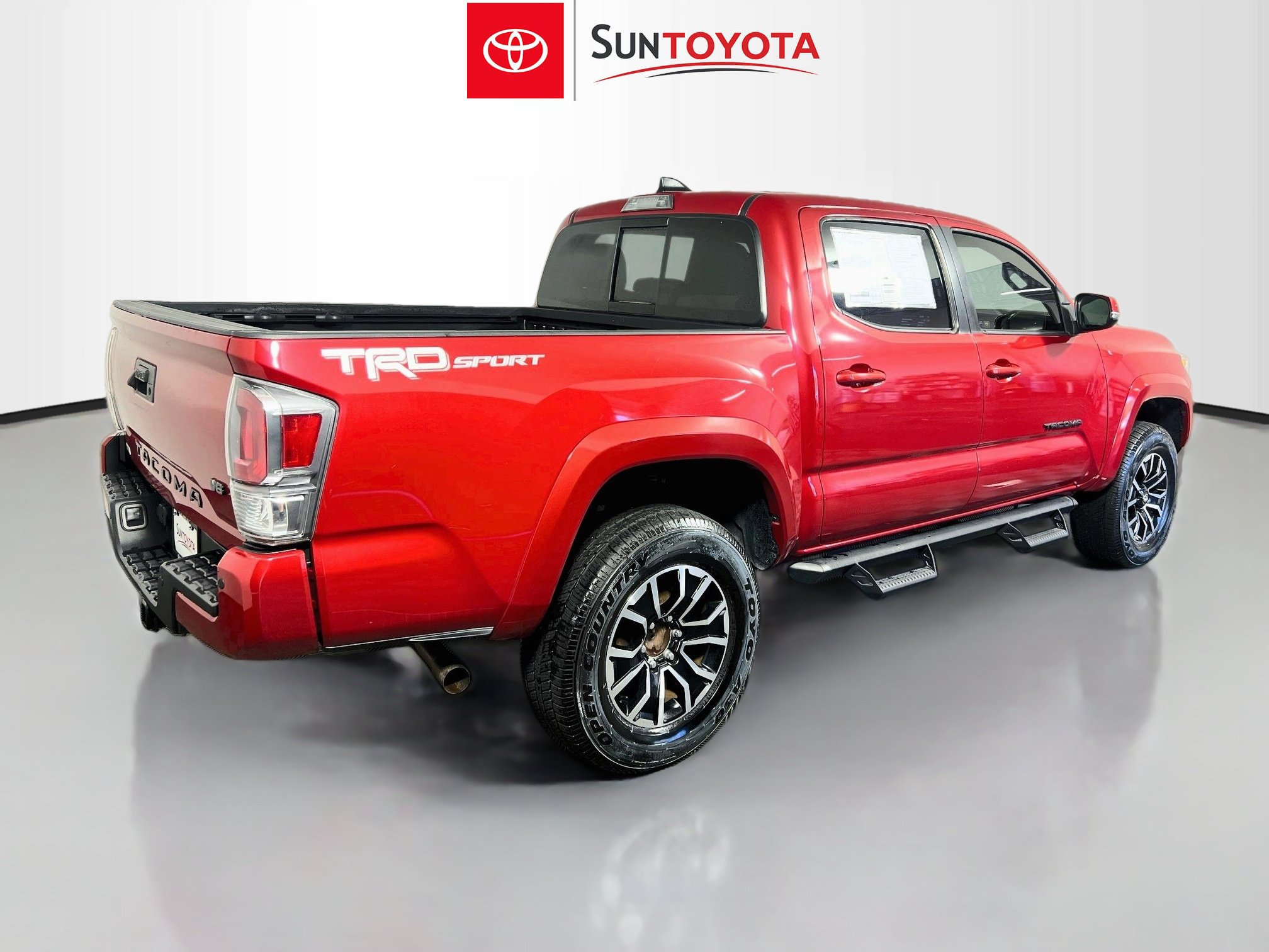 Used 2021 Toyota Tacoma TRD Sport w/ Technology Package RWD image 4