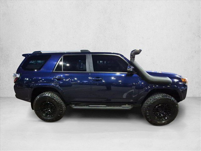 Used 2024 Toyota 4Runner SR5 AWD/4WD image 4