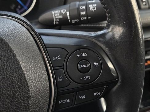 Used 2019 Toyota RAV4 Limited image 29